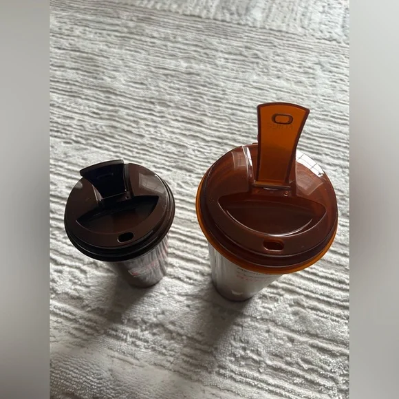 Dunkin Donuts collectable travel cups - Picture 4 of 6